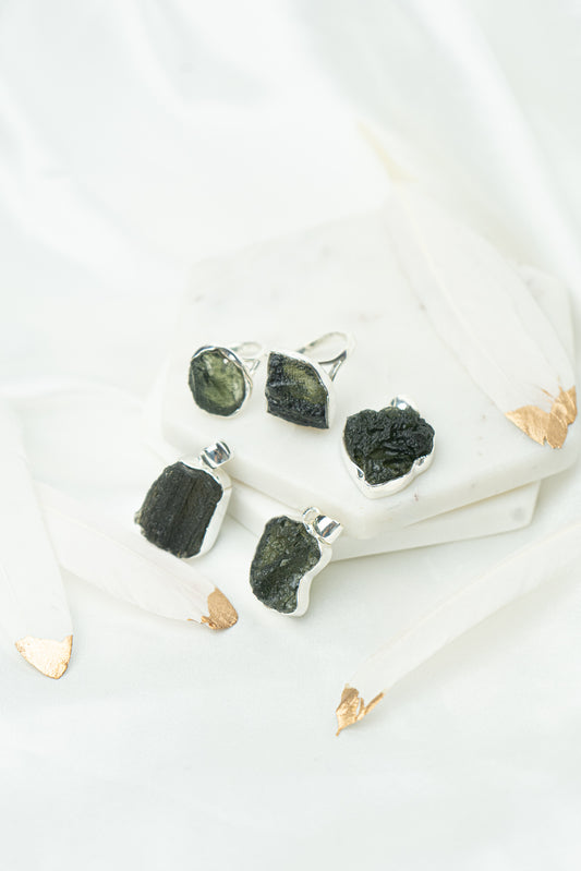 Moldavite—Healing and Metaphysical Benefits