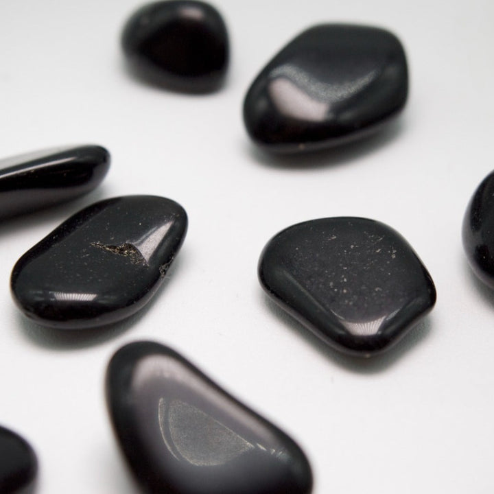 Black Onyx Tumbled Stone